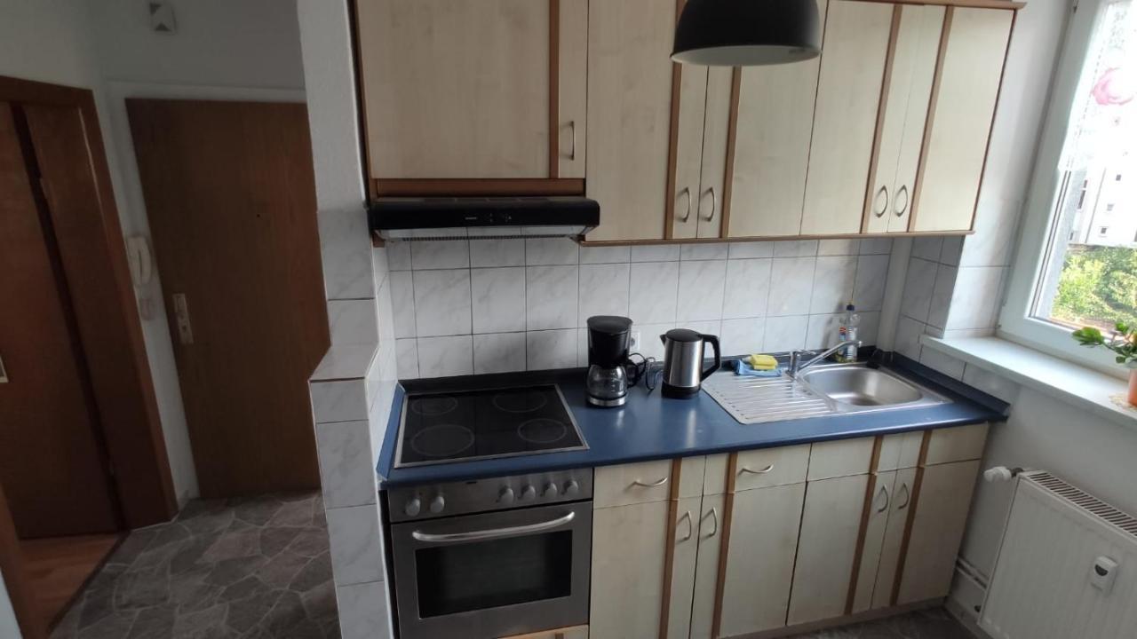 Thamy'S Homestay 2 Rostock Extérieur photo
