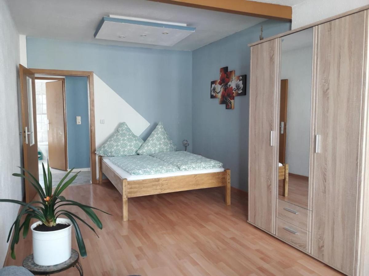 Thamy'S Homestay 2 Rostock Extérieur photo